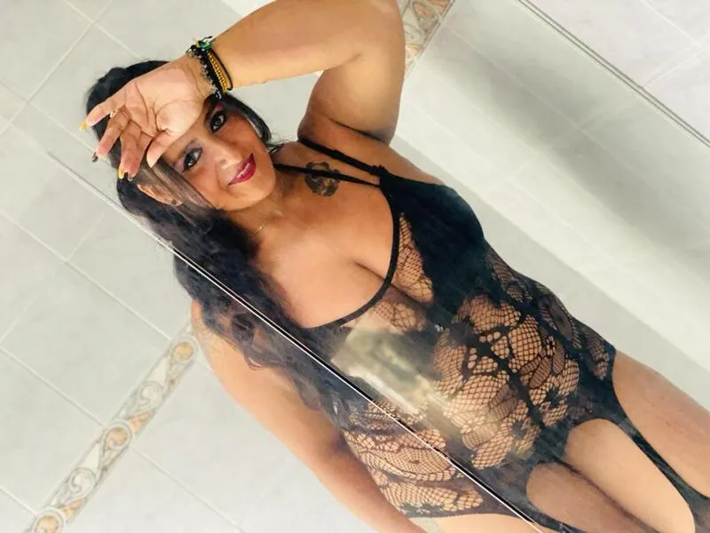 Live sex webcam photo for NikolPervert22 #6025948