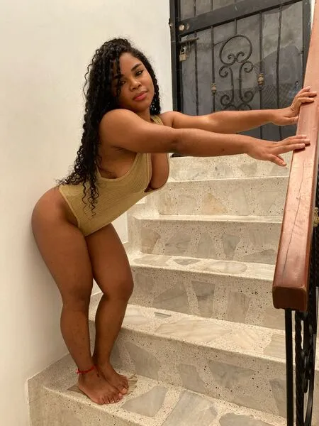 Live sex webcam photo for NahiraQueen #6297149