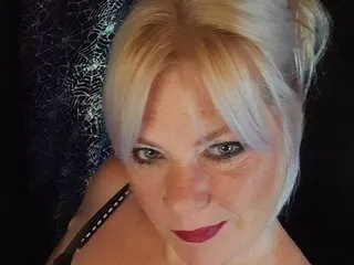 Live sex webcam photo for LaydeRochelle #6911414