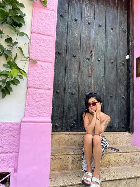 Live sex webcam photo for KendalBlosson #6228774