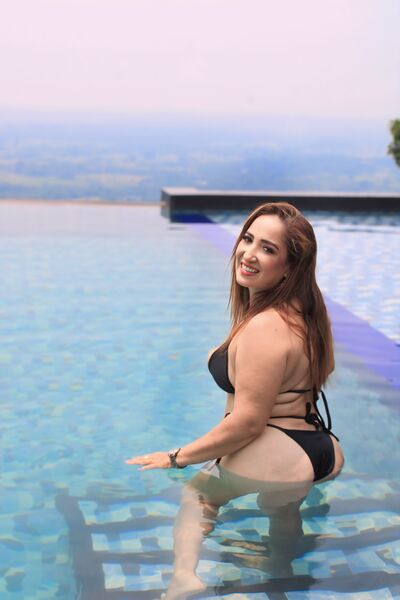 Live sex webcam photo for RocioDuque #6211619