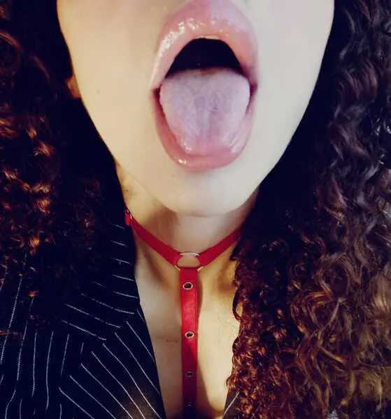 Live sex webcam photo for DonnaCurlySunShine #8154344
