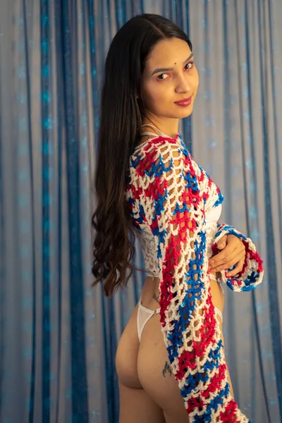 Live sex webcam photo for adharawhitee #6324665