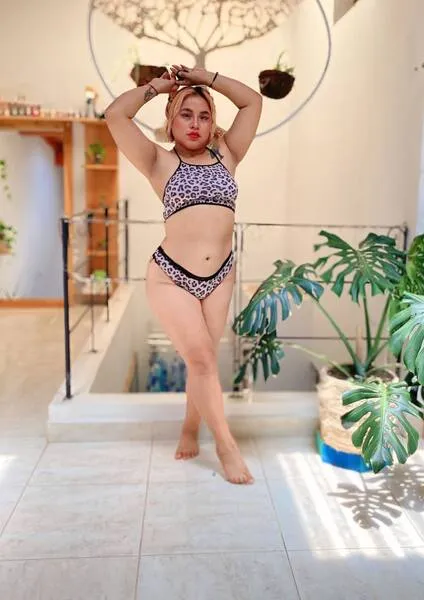 Live sex webcam photo for Faiiryniaa #6426188