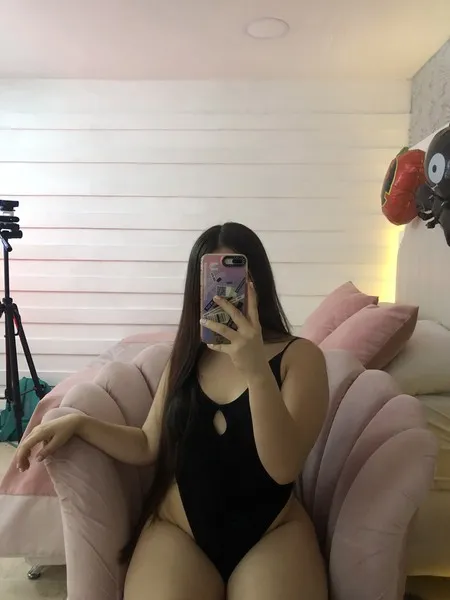 Live sex webcam photo for sophiehoney29 #6153685