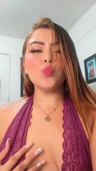 Live sex webcam photo for MaddySandoval #6185422