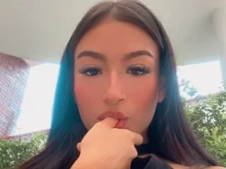 Live sex webcam photo for angelpetitee #6236875
