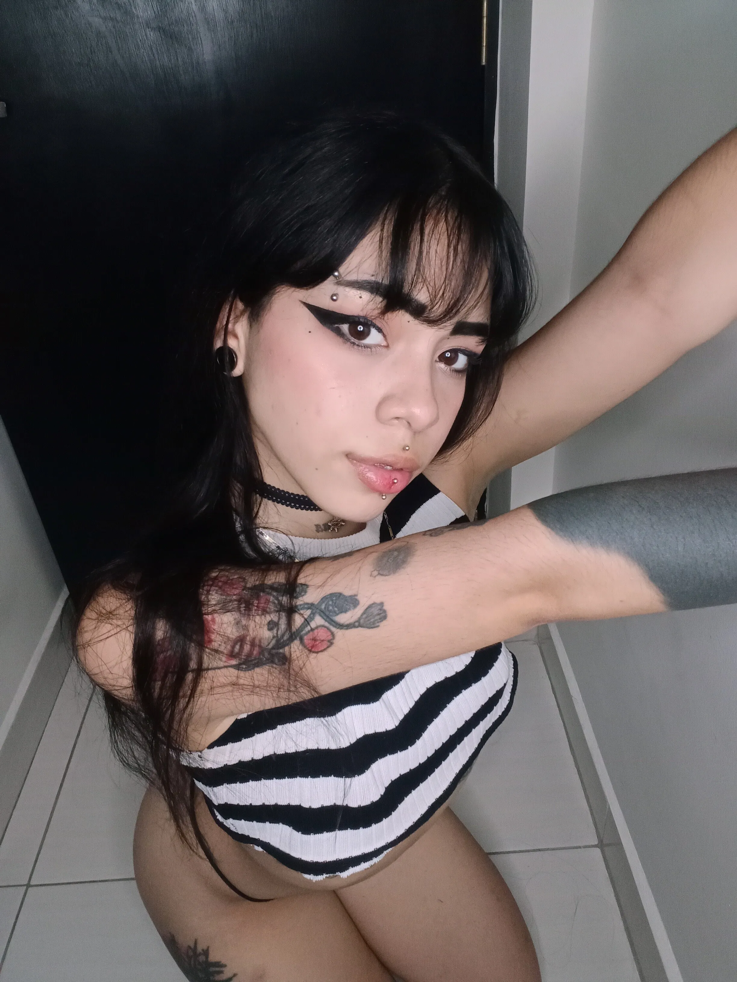 Live sex webcam photo for MissTomie19 #7969836