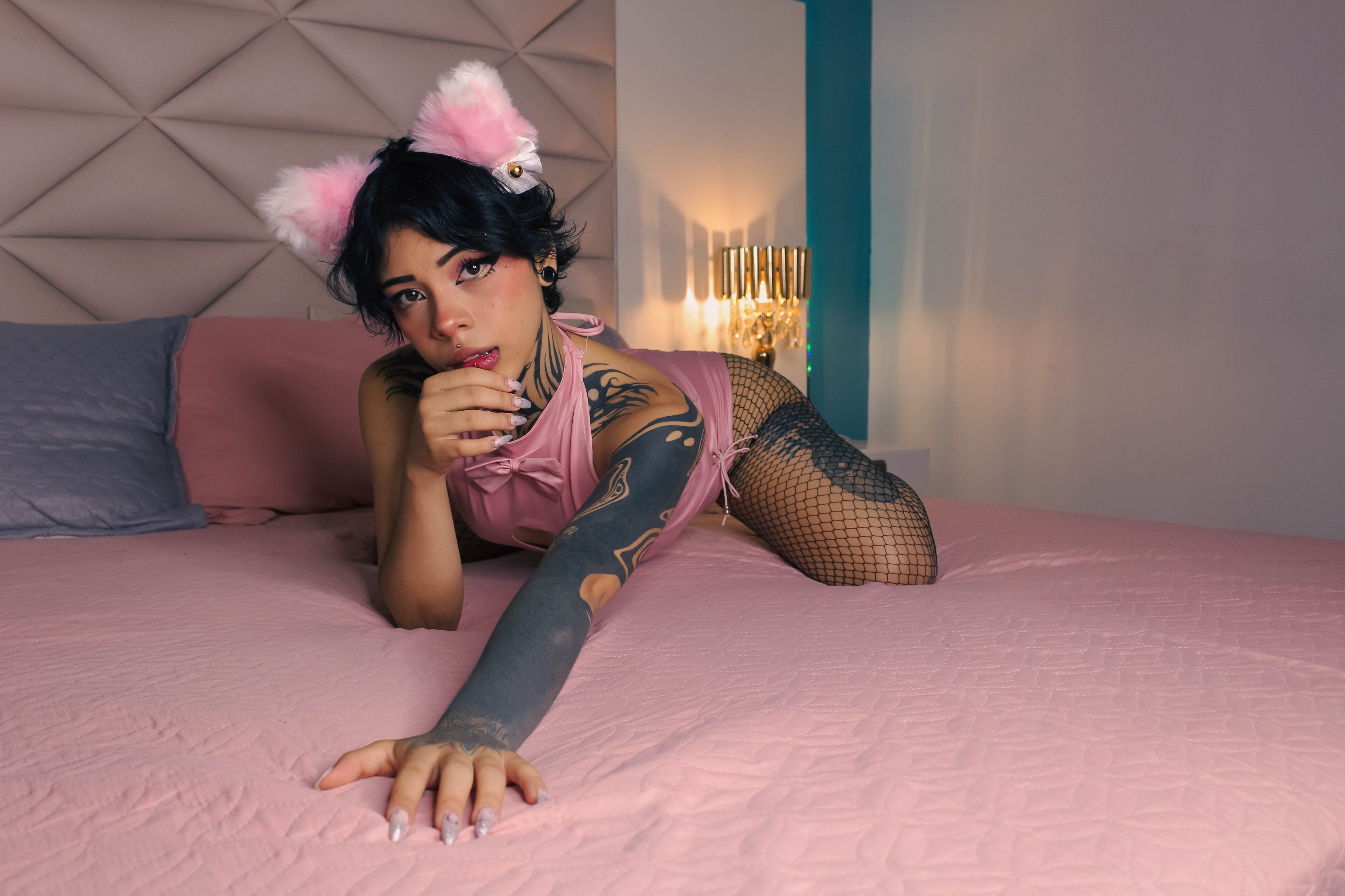 Live sex webcam photo for MissTomie19 #7969975