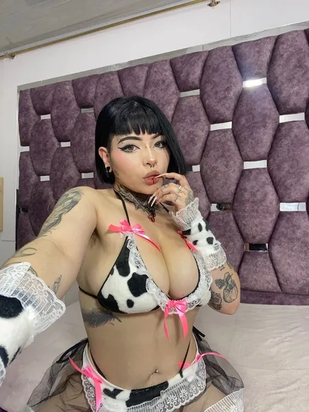 Live sex webcam photo for DakotaMoreti #6429327