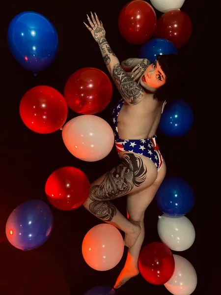 Live sex webcam photo for DakotaMoreti #6342961