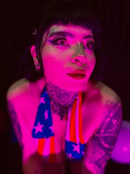 Live sex webcam photo for DakotaMoreti #6342964