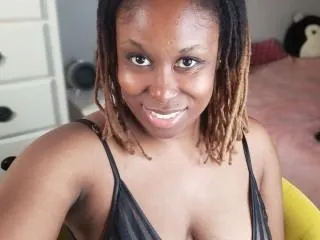 Live sex webcam photo for NoirBunni #6605343