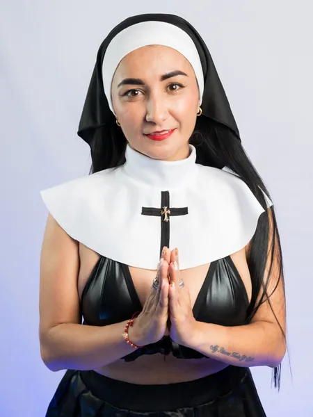 Live sex webcam photo for KATHERYNJONS #6491485