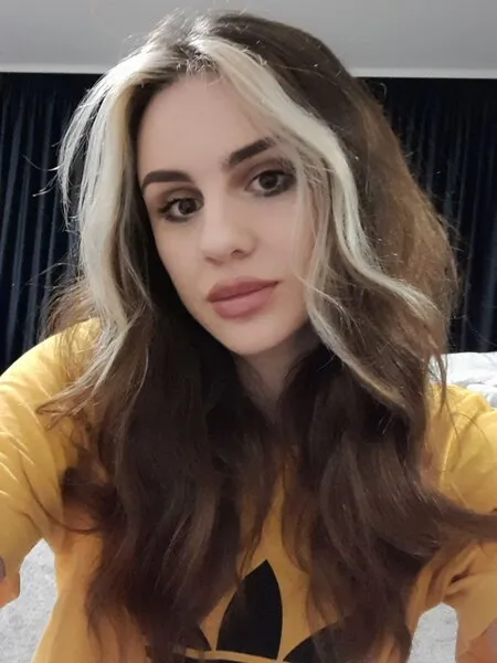 Live sex webcam photo for SweetErikaAsher #6233448