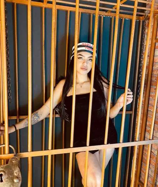 Live sex webcam photo for SAAMANTHAEVANS #6333416