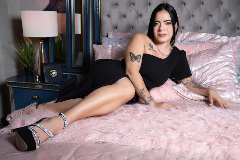 Live sex webcam photo for SaraMonrroy #6127685