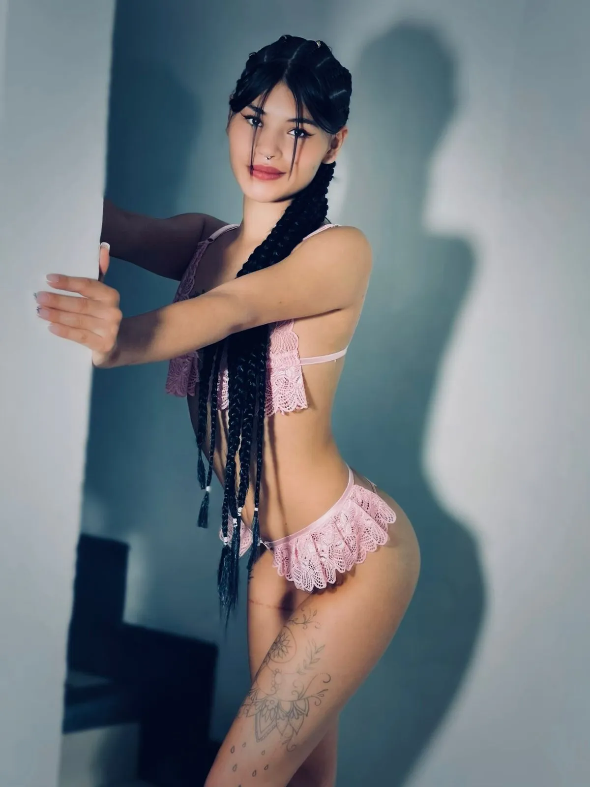 Live sex webcam photo for EmilyRousse18 #7457821