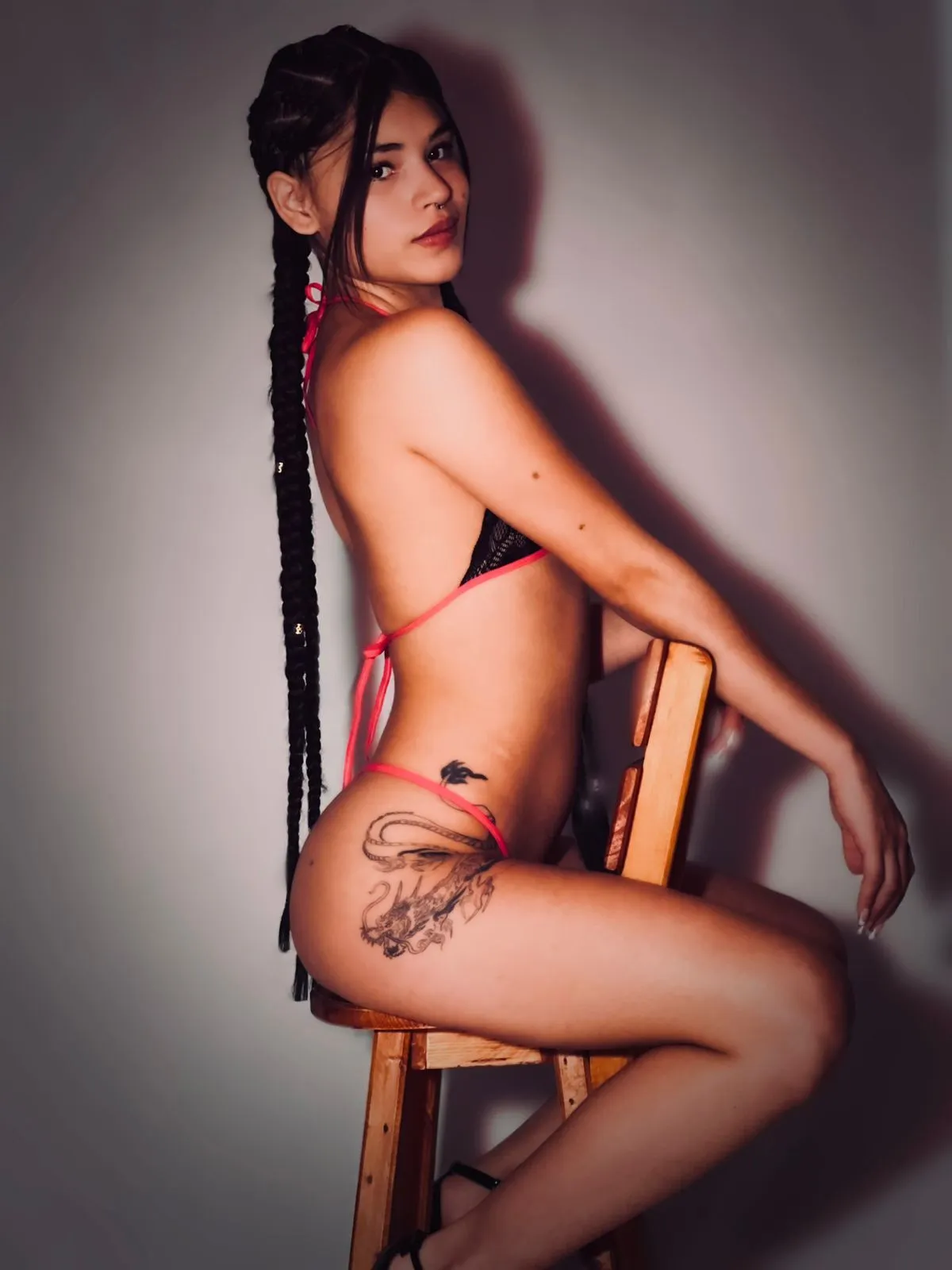 Live sex webcam photo for EmilyRousse18 #7457860