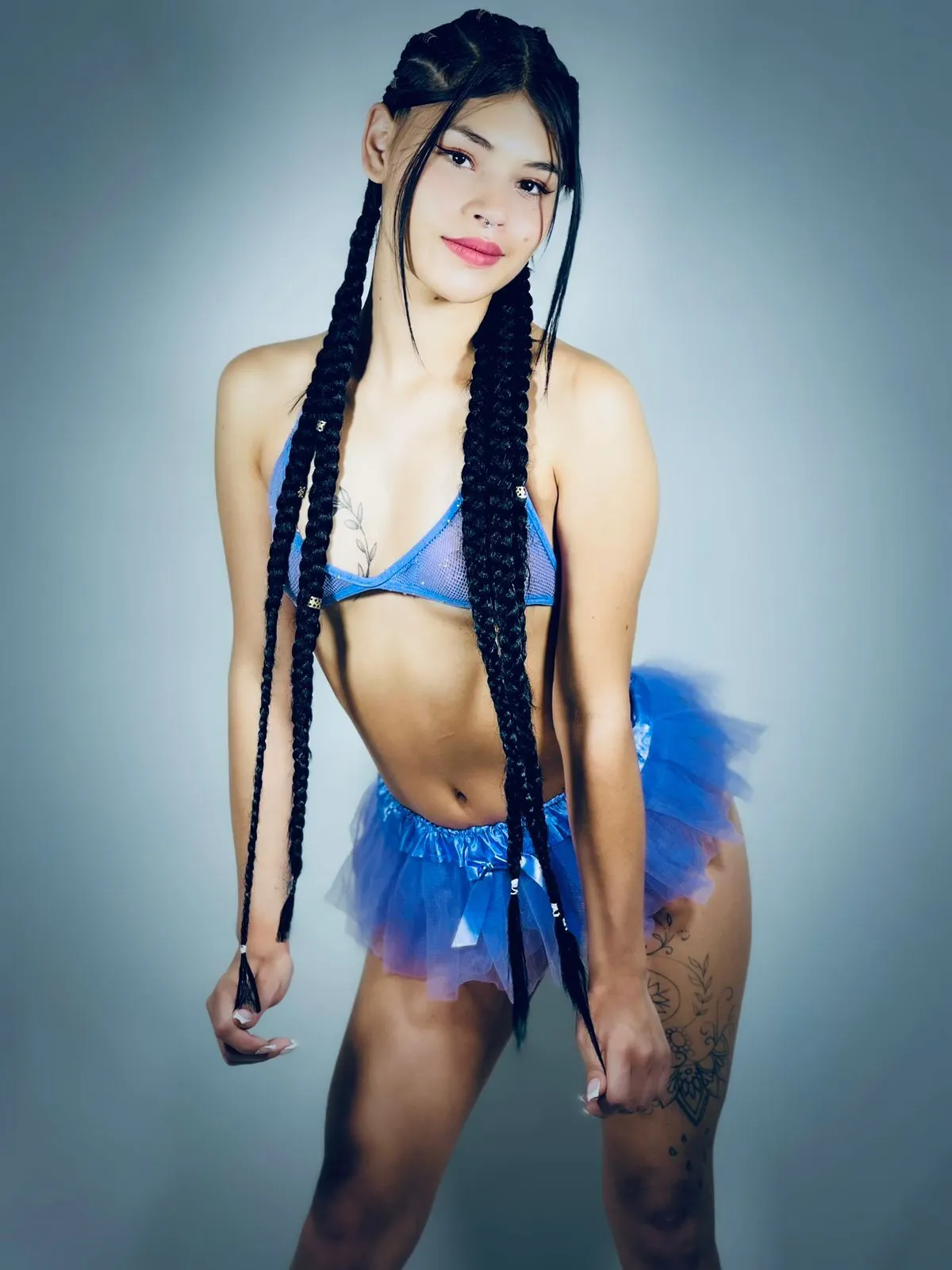 Live sex webcam photo for EmilyRousse18 #7457834