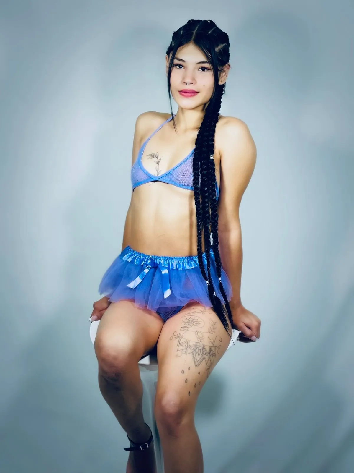 Live sex webcam photo for EmilyRousse18 #7457837