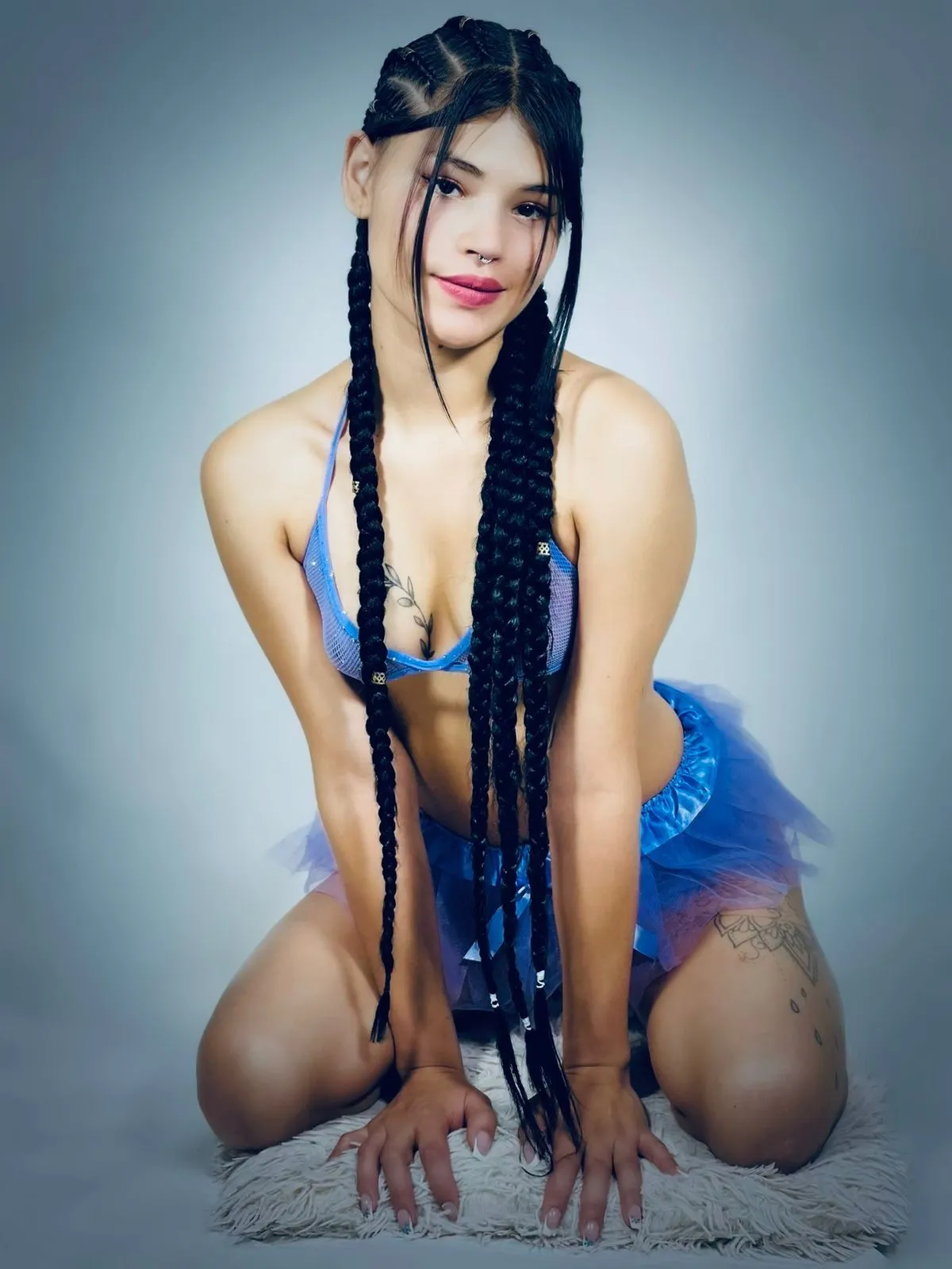 Live sex webcam photo for EmilyRousse18 #7457788