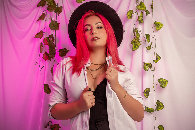 Live sex webcam photo for LucyPark_S #6183486