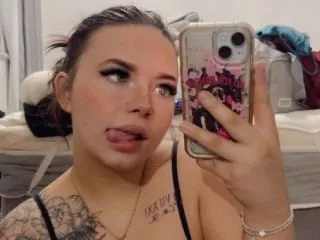 Live sex webcam photo for curvypeach_x #6005085