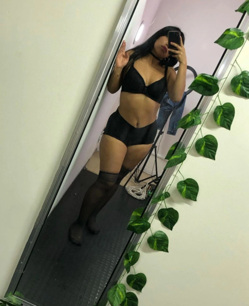 Live sex webcam photo for carolinarossee #6227842