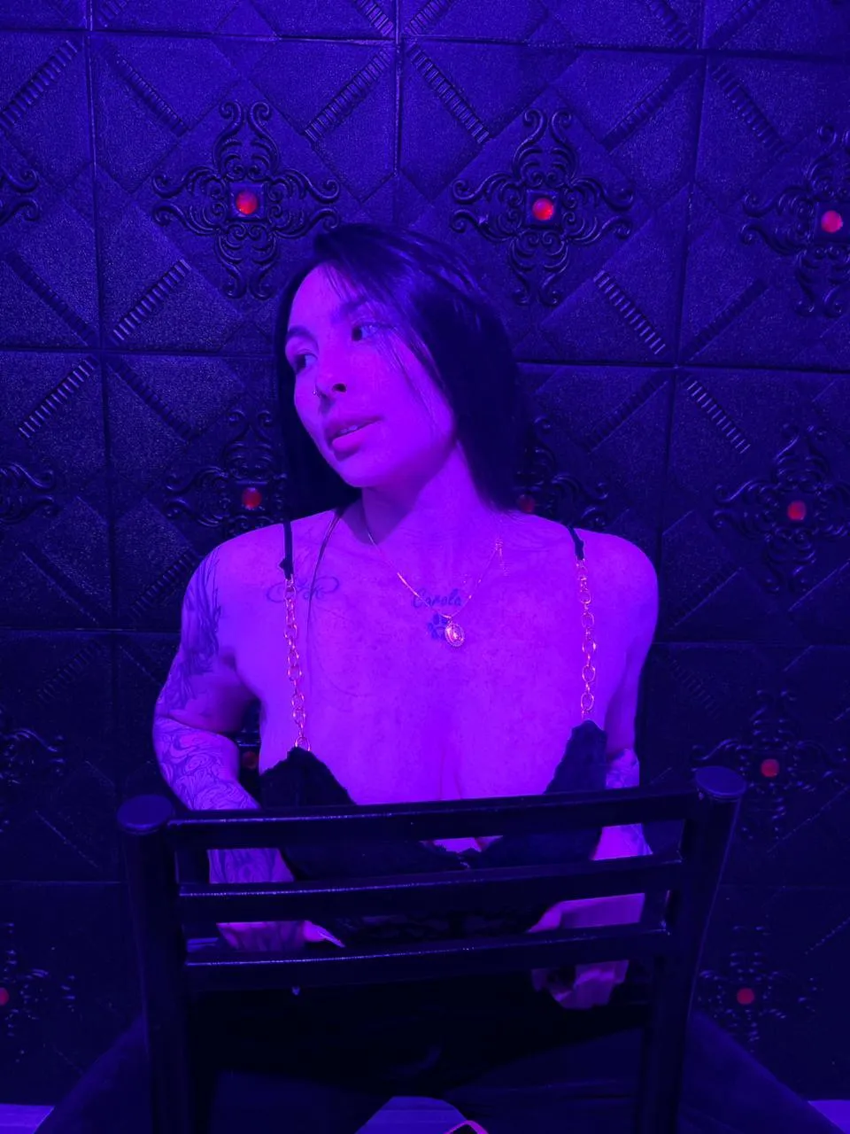 Live sex webcam photo for ChloeeTompsony #7940314