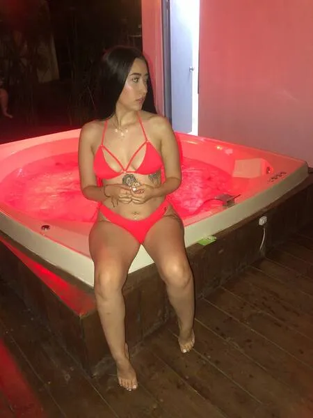 Live sex webcam photo for LexiBanxxx #6185616