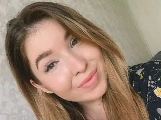 Live sex webcam photo for SwettyBerry #6235589