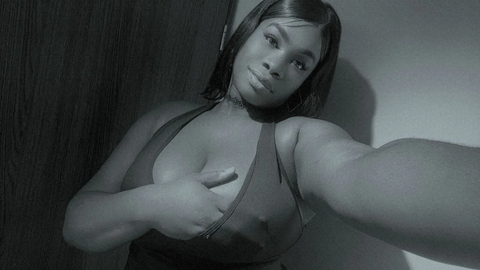 Live sex webcam photo for SaraiEvans #7119603