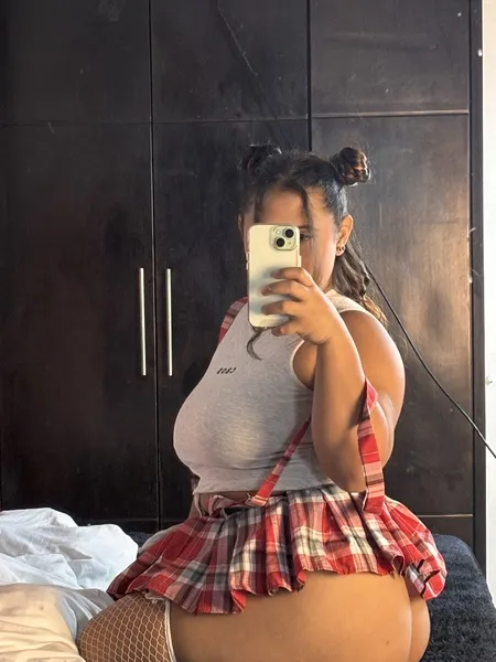 Live sex webcam photo for SussyyFoxx #6248534