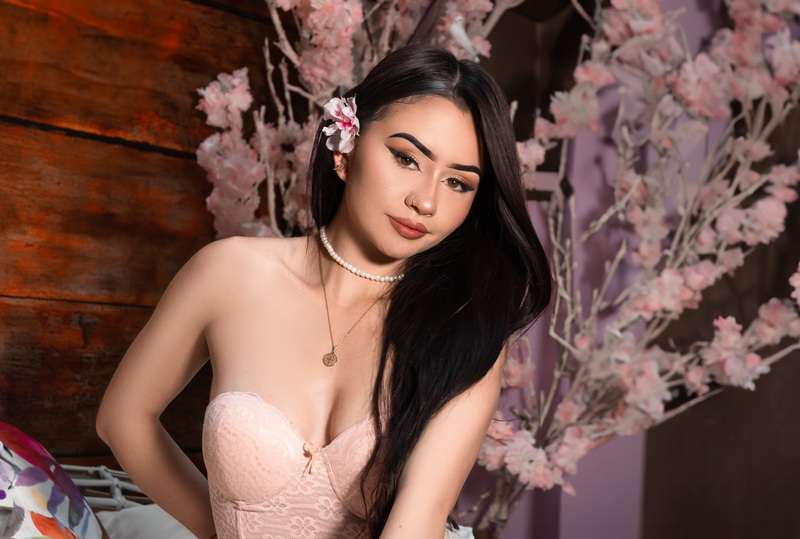 Live sex webcam photo for AriRouse #6219248