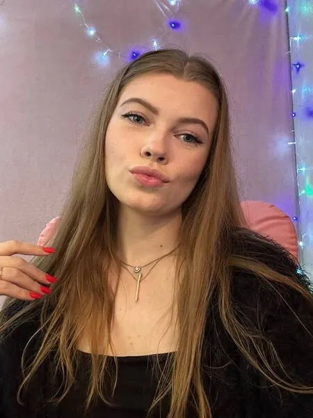 Live sex webcam photo for AnnisaRey #6300738