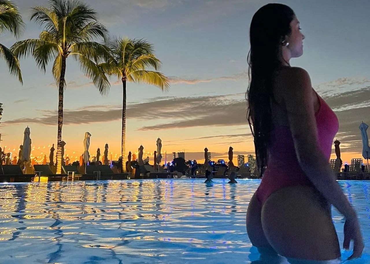 Live sex webcam photo for Veneciafernandez #7280734