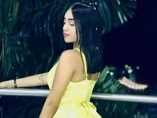 Live sex webcam photo for shantaljonees #6995568