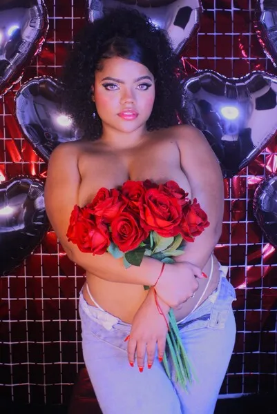 Live sex webcam photo for ABBYYROSSS #7861150