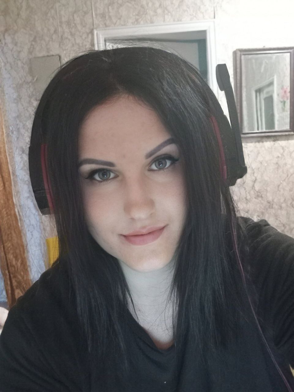 Live sex webcam photo for SweetEmmyGirl #7117780