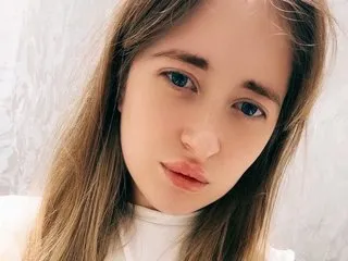 Live sex webcam photo for IcyLilly #8033025