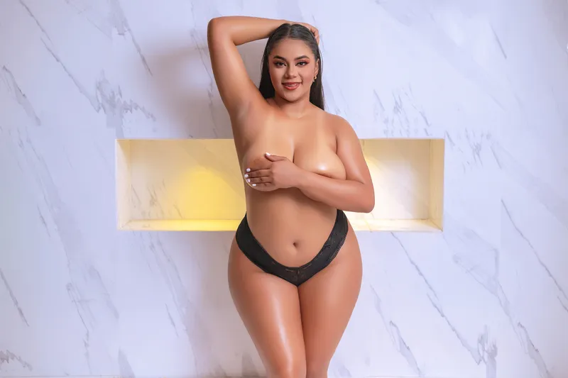 Live sex webcam photo for EmilyGonzales19 #6221465