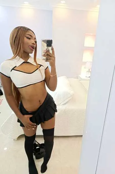 Live sex webcam photo for katharak888 #6474898