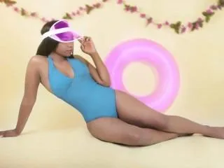 Live sex webcam photo for katharak888 #6231648