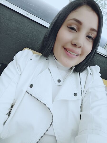 Live sex webcam photo for CarolineMulleer #6246561