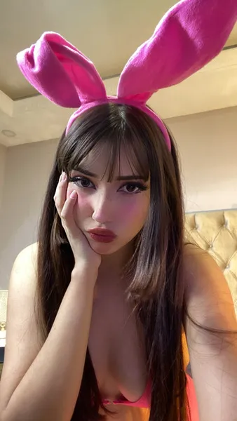Live sex webcam photo for BlairThompson19 #6268993