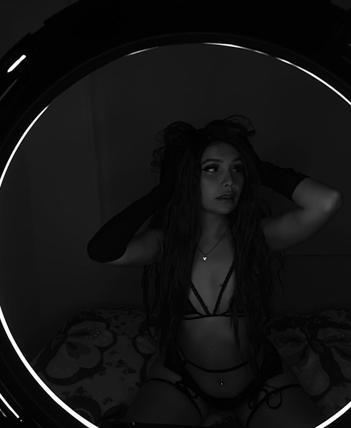 Live sex webcam photo for MissDaphnee #6229336