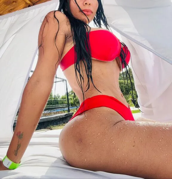 Live sex webcam photo for SQUIRT4UMEGAN #6451470