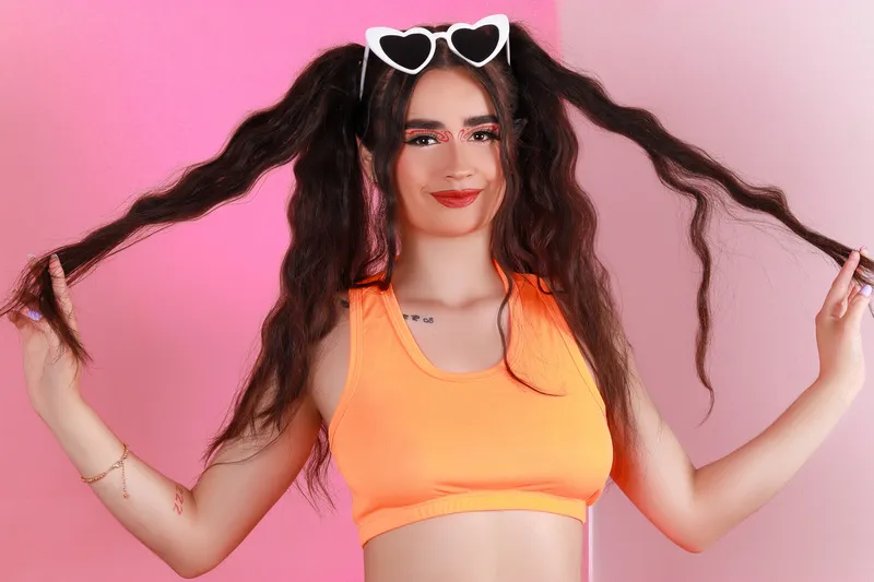 Live sex webcam photo for AriannaMour #6250696