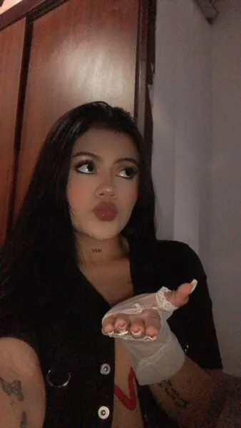 Live sex webcam photo for AnaisJohnson #6233479